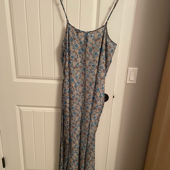 Jumpsuit - Picture 3 of 5